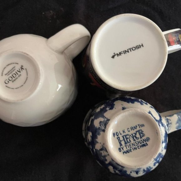 Mugs - Picture 3 of 4